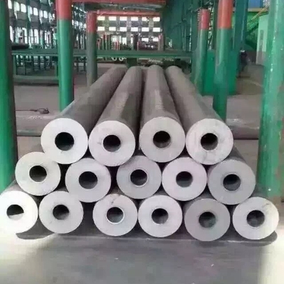 ASTM A178 SA210 বিজোড় ইস্পাত টিউব রাসায়নিক শিল্পের জন্য বার্নিশ