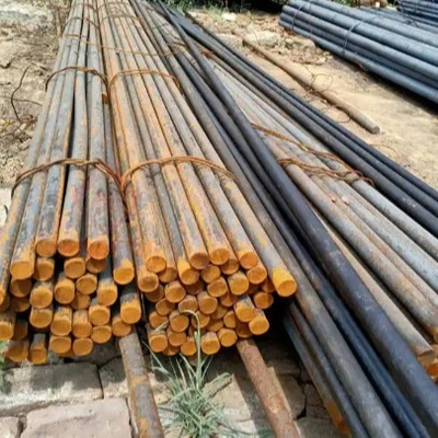 5mm ~ 200mm কার্বন ইস্পাত বার ASTM C45 S4c Ck45 বিজোড় ঢালাই হালকা খাদ সারফেস ফিনিশ